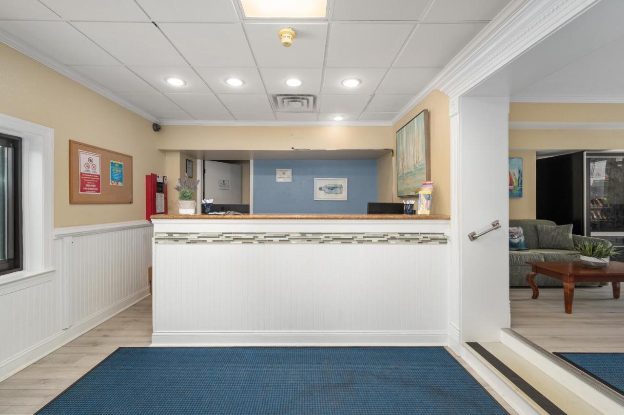 Coastal Palms Inn And Suites Ocean City Exterior photo